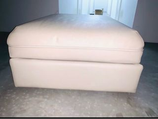 Puff Ikea Vallentuna blanco - piel