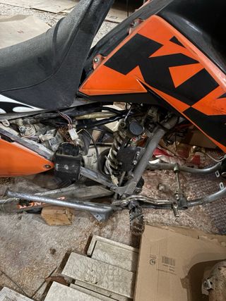 Despiece completo KTM 625 SXC del 2003 .