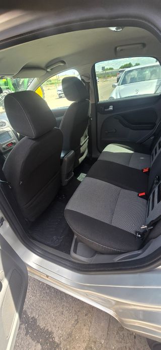 Ford Focus 2009 1.6tdci transferido