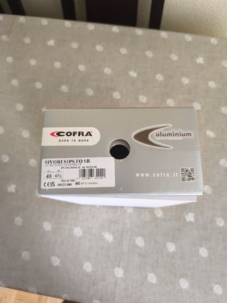 Zapatos seguridad COFRA 40
