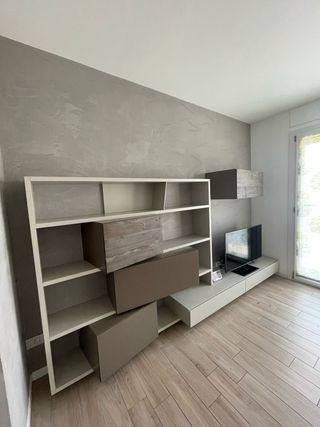 Mobile TV legno beige e marrone