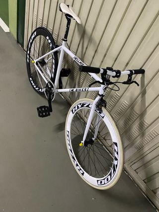 Fixie Hyz700 blanca impecable