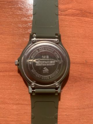 Reloj Skmei Verde Militar