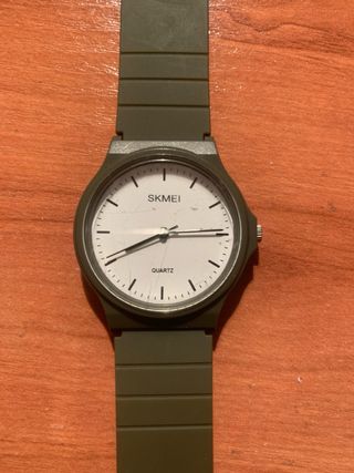 Reloj Skmei Verde Militar