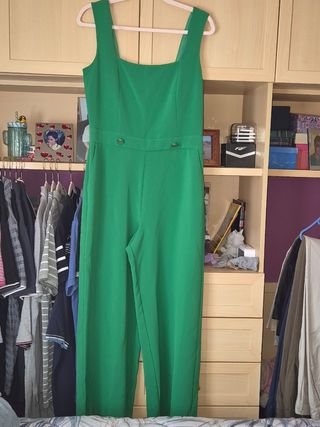 Mono verde elegante tallaje pequeño +- 40