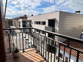 Casa adosada en venta en Centre - Cordelles en Cerdanyola del Vallès