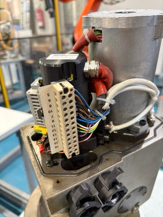 Torreta Duplomatic: Torno