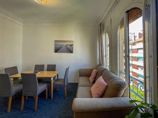 Piso en venta en Sant Antoni en Barcelona