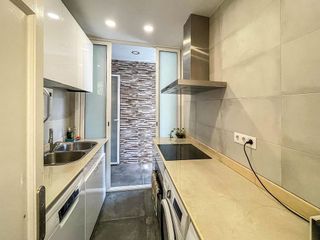 Piso en venta en Sant Antoni en Barcelona