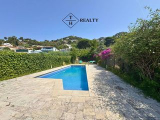 Chalet en venta en Roca Grossa - Serra Brava en Lloret de Mar
