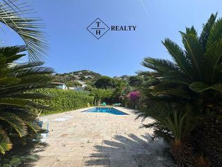 Chalet en venta en Roca Grossa - Serra Brava en Lloret de Mar