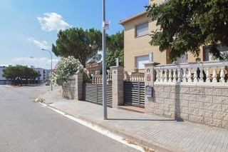 Chalet en venta en Llinars del Valles