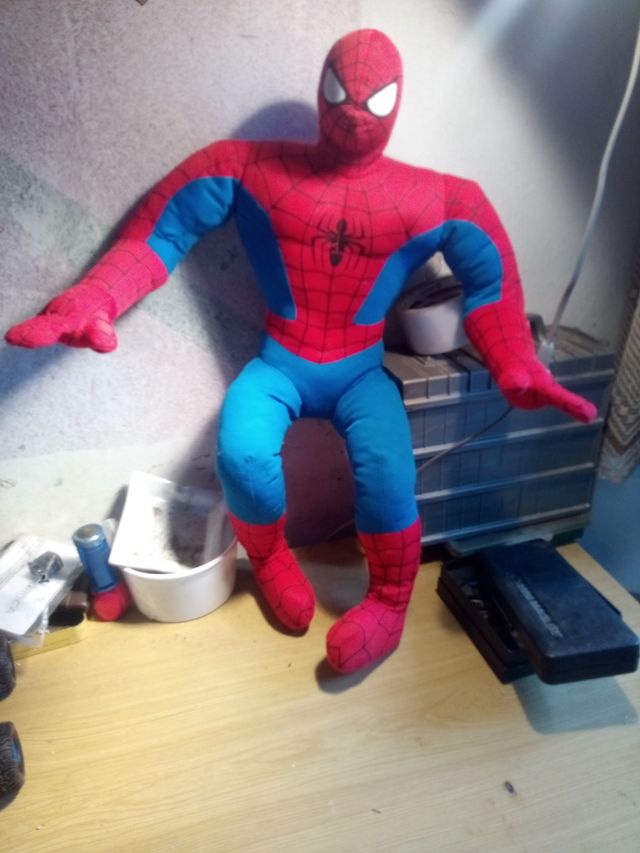 Muñeco Spiderman grande