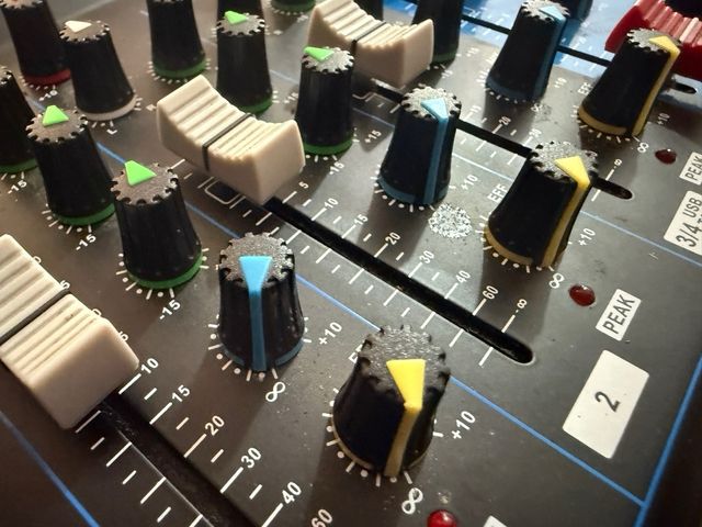 Mixer audio Andowl Q4L - 3 canali karaoke live dj