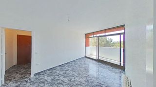Piso en venta en Artigas - Llefià en Badalona