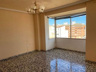Piso en venta en Yecla