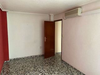 Piso en venta en Yecla