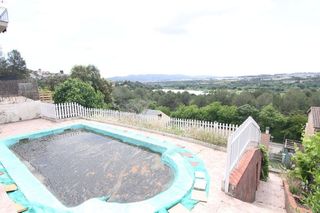 Chalet en venta en Abrera