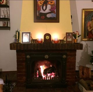 Chalet con piscina y jardín