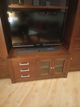 Muebles salón madera maciza