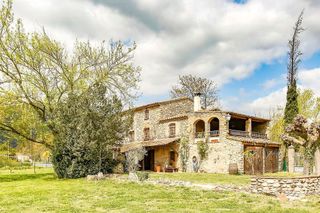 Masía en venta en Anglès