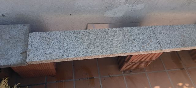 Banco granito - Exterior