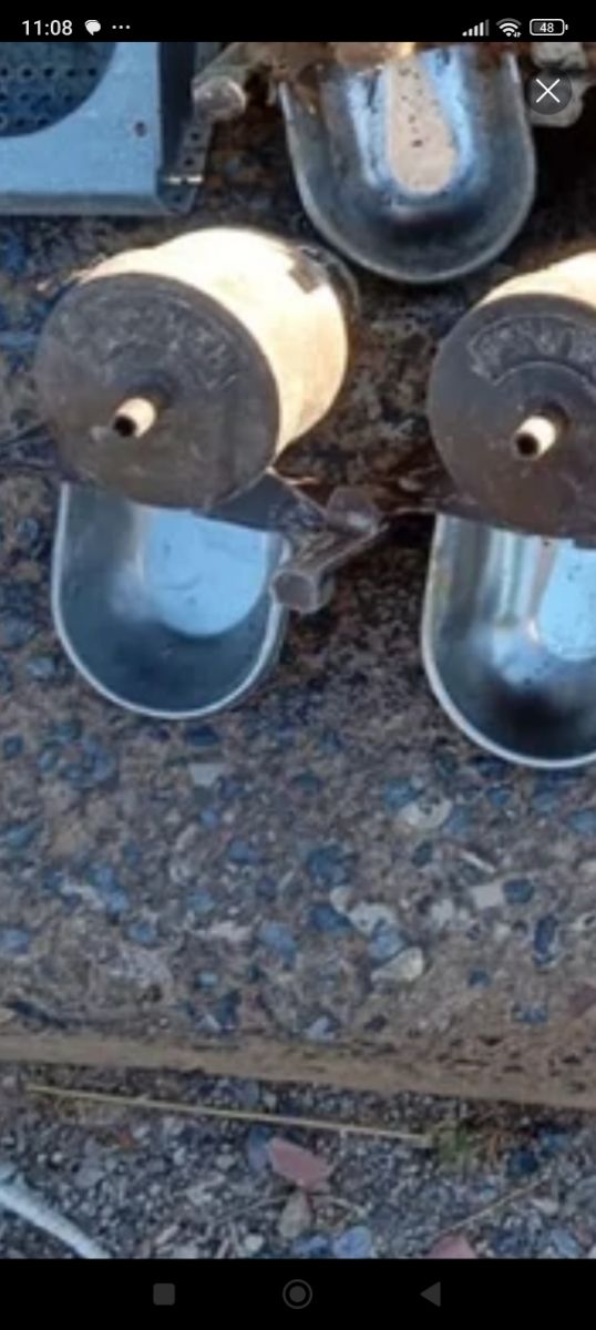 Bebederos automáticos metal