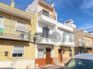 Casa adosada en venta en Algaba (La)