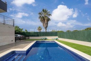 Chalet en venta en Urbanitzacions en Lloret de Mar