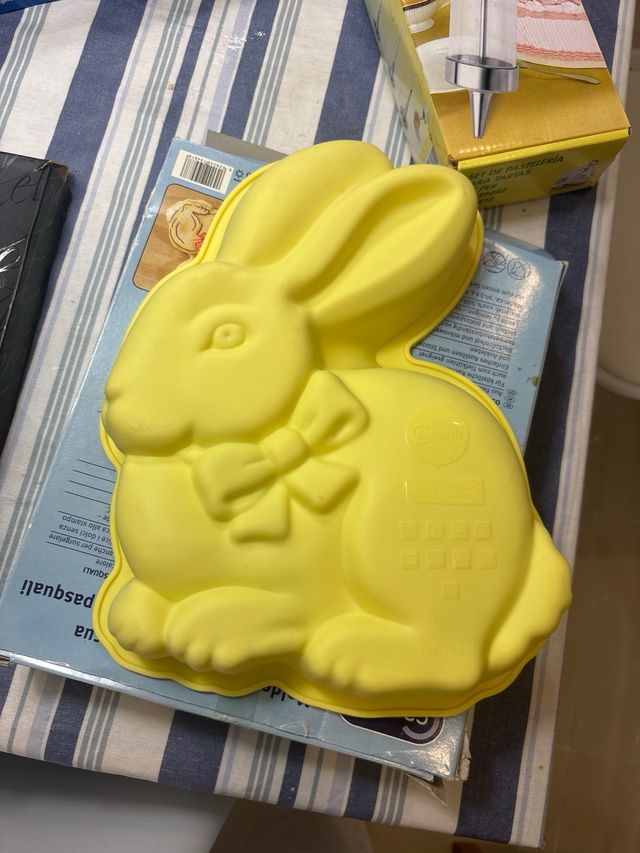 Molde silicona conejo Cassetti