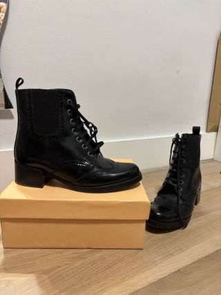 Stivaletti neri 36