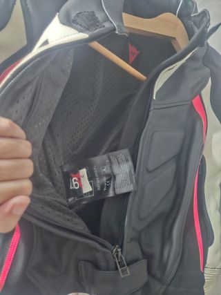Traje moto cuero Dainese mujer talla 46
