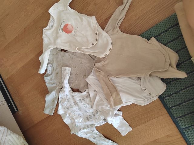 Bodys bebé recién nacido (4 uds)