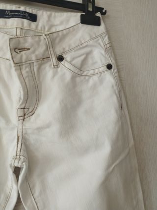 Vaqueros Massimo Dutti blancos
