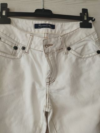 Vaqueros Massimo Dutti blancos