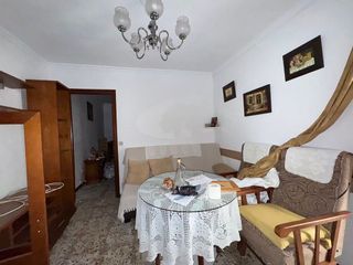 Piso en venta en Carmona