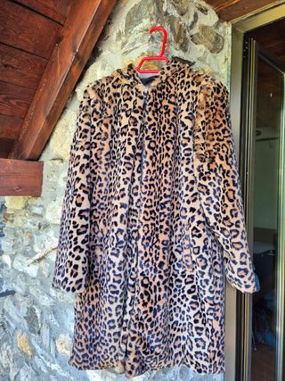 Abrigo Zara leopardo talla S