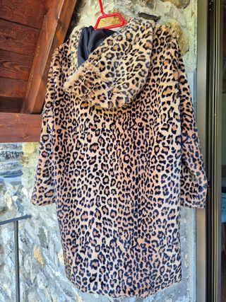 Abrigo Zara leopardo talla S