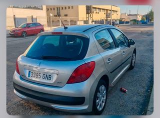 Peugeot 207 2009