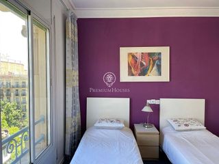 Piso en venta en Sant Antoni en Barcelona