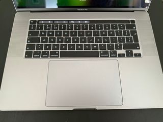 MacBook Pro 16" 2019 Gris Espacial