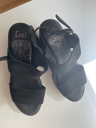 Sandalias plataforma negras ET - 39