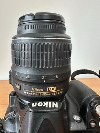 Nikon D3100 + Objetivo 18-55mm VR
