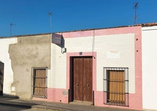 Casa adosada en venta en Villafranca de los Barros