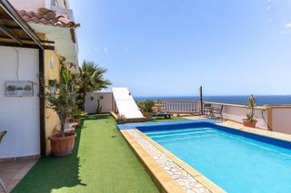 Chalet en venta en Castell del Rey en Almería