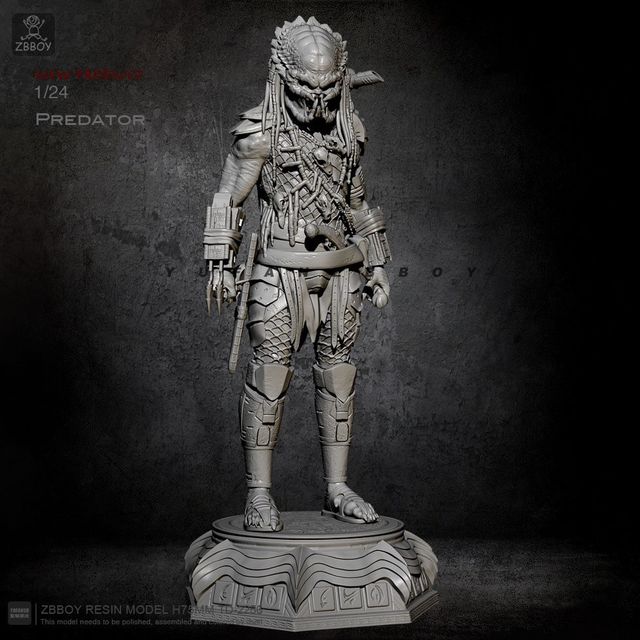 Figura Predador realistica dipinta a mano ed limitata