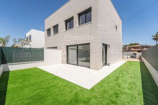 Casa adosada en venta en Vilafortuny - Cap de Sant Pere en Cambrils