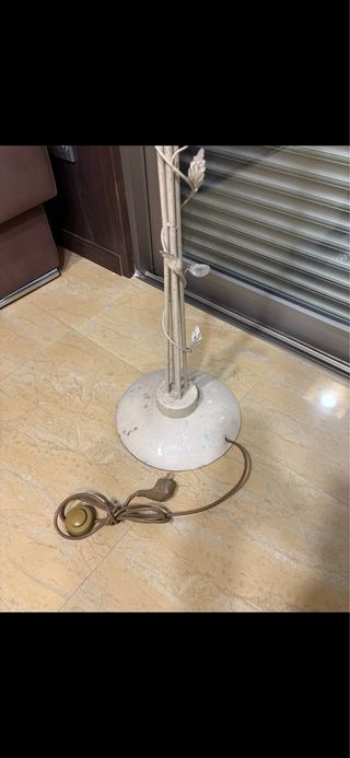 Lampara pie Schuller Verdi 5 luces