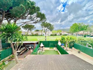Casa adosada en venta en Castell d'Aro en Castell-Platja d´Aro