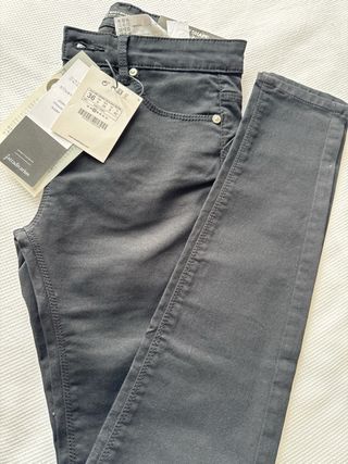 Pantalones BODY SHAPE negros, talla S
